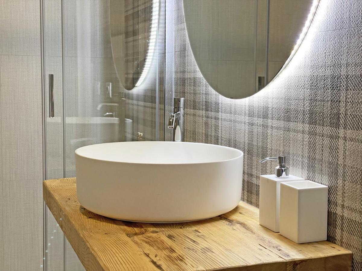 "La Portineria" Charming Apartment Old Town Como Lake 외부 사진