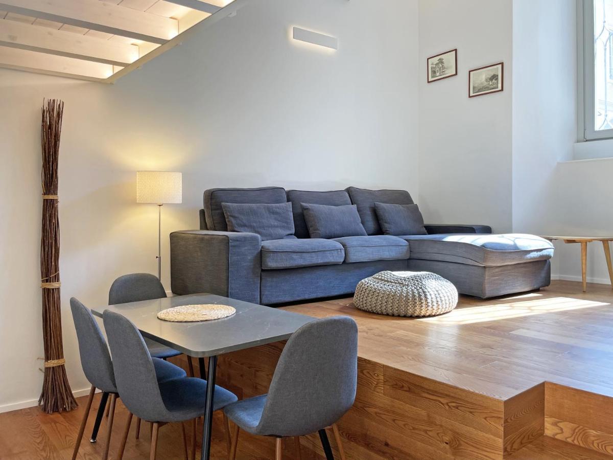 "La Portineria" Charming Apartment Old Town Como Lake 외부 사진