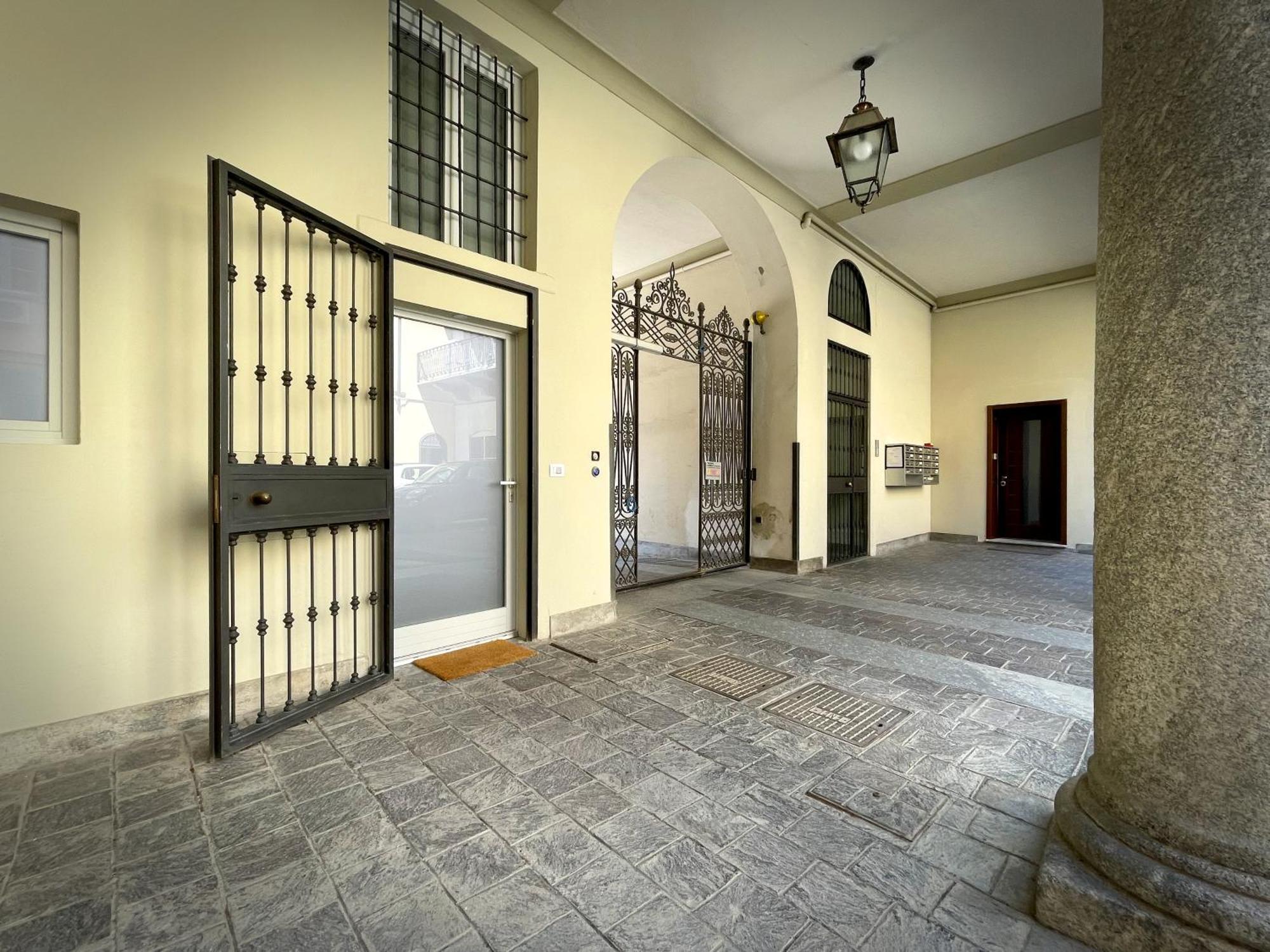 "La Portineria" Charming Apartment Old Town Como Lake 외부 사진