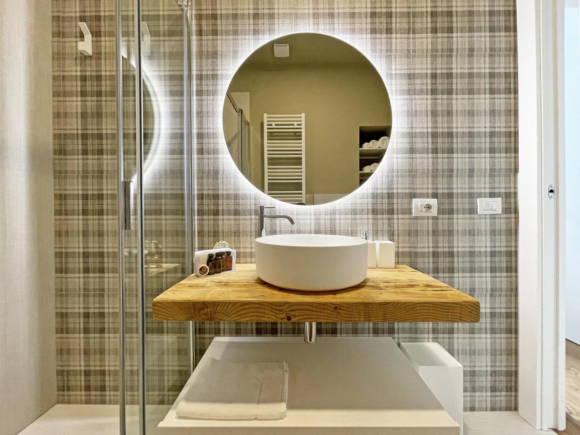 "La Portineria" Charming Apartment Old Town Como Lake 외부 사진